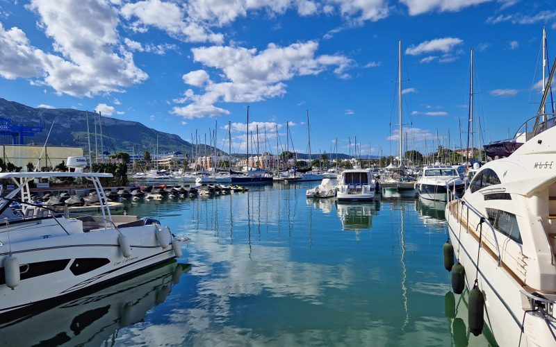 Jachthaven met veel boten - Denia