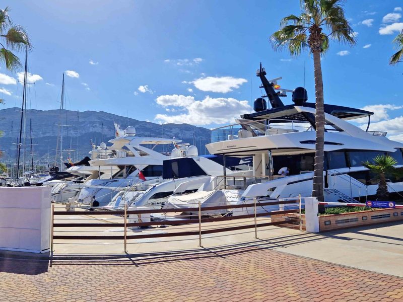 Jachten in de haven van Denia