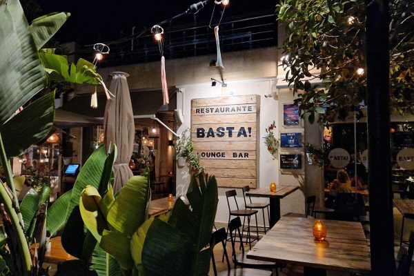 Restaurant Basta! op de horeca-pier in de jachthaven