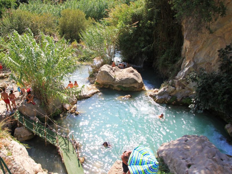 zwemmen in L-algar watervallen AS